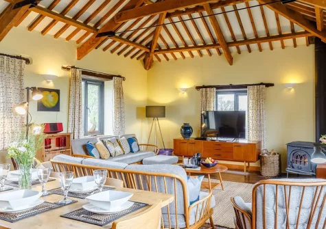 The living & dining area at Mulberry, South Torfrey Farm, Golant