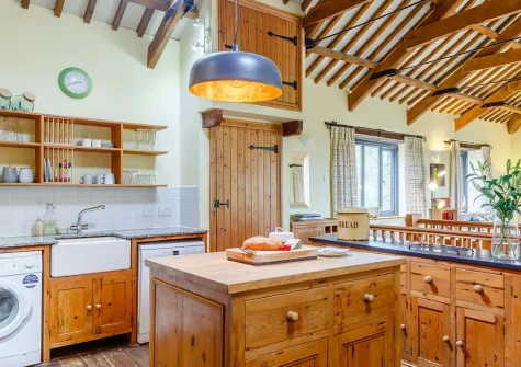 The kitchen at Mulberry, South Torfrey Farm, Golant