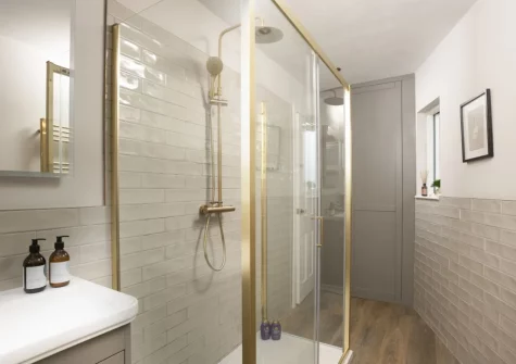 The shower room at Myrtle Cottage, Mousehole