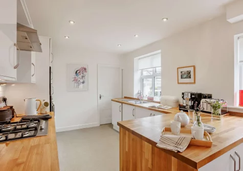 The kitchen at Mystique Cottage, Bideford