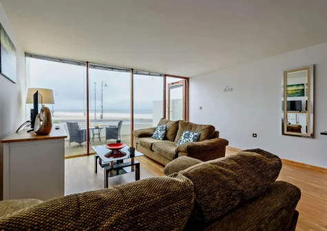 The living area at Nautilus Sea View, Westward Ho!