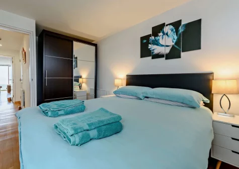 The bedroom at Nautilus Sea View, Westward Ho!