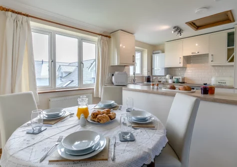 The dining area at Newland, St Merryn