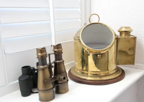 The cozy snug at Nigel House, Mousehole