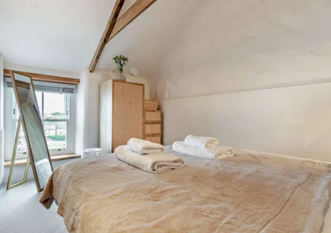 Bedroom #1 at Night's Catch, Porthleven