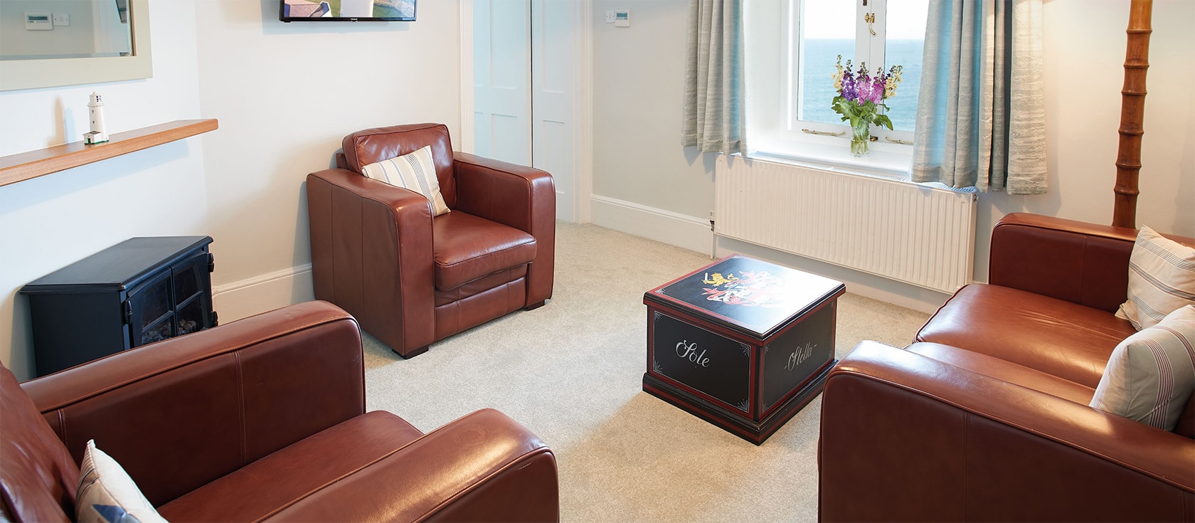 Nimbus Cottage, Trevose Head Lighthouse, Trevose is a comfortable two bedroom cottage with outstanding sea views from the garden. Modern kitchen with dishwasher, dining room, sitting room with logburner & parking. Coastal walks & beaches nearby.