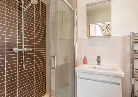 Bedroom #2 en-suite shower room at No.36 By The Beach, Westward Ho!