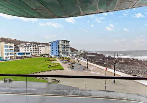 The view from the balcony & outdoor sitting area at No4 The Ho, Westward Ho!