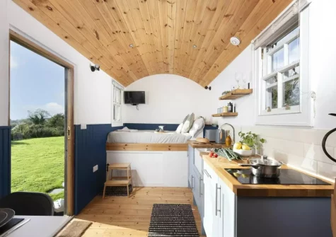 The kitchen & sleeping area at Nori's Nest Shepherds Hut at Croft Hooper, Crowlas