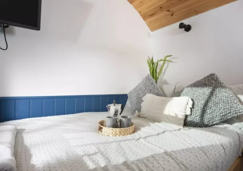 The sleeping area at Nori's Nest Shepherds Hut at Croft Hooper, Crowlas