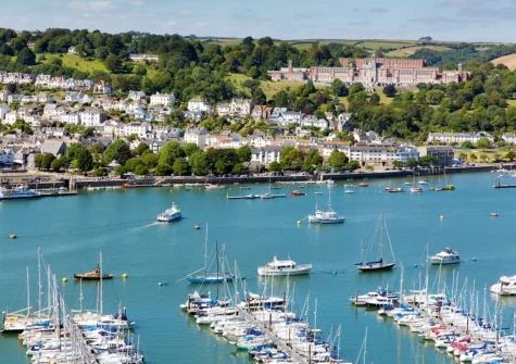 Number 19 is an ideal base for exploring the delights of Dartmouth & everything it has to offer