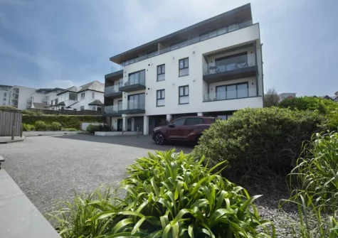 Number 9 Fistral House is a stunning penthouse apartment
