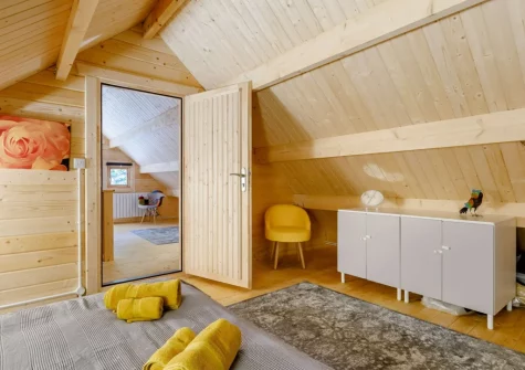 Bedroom #1 at Oak Cabin at Hilton Wood, Whitstone