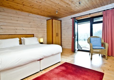 Bedroom 1 @ Oak Lodge, Forest Lakes, Bideford