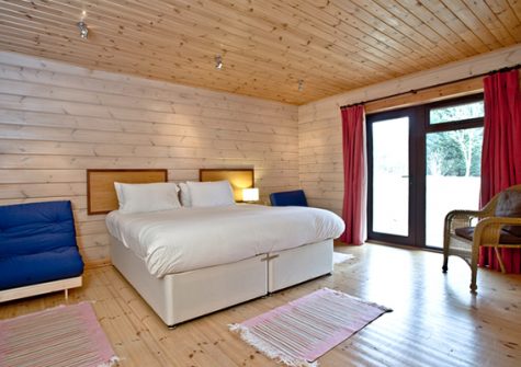 Bedroom 4 @ Oak Lodge, Forest Lakes, Bideford