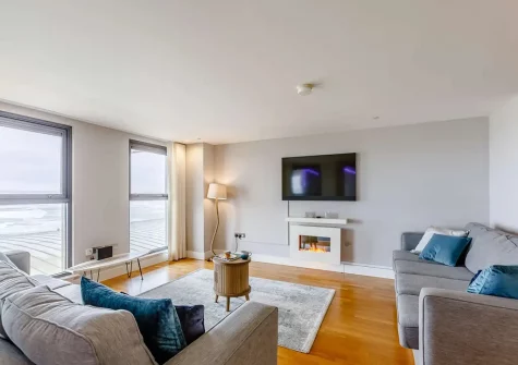The living area at Ocean Bay, Westward Ho!