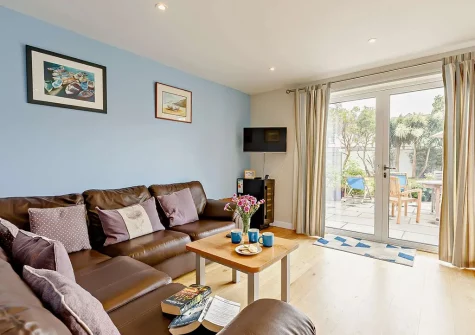 The living area at Ocean Echo, Bude