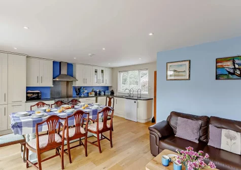 The kitchen & dining area at Ocean Echo, Bude