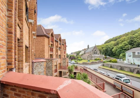 Ocean Park 16 is ideally located for beach lovers, as it's just a ten-minute walk to the wide sandy beach at Westward Ho!