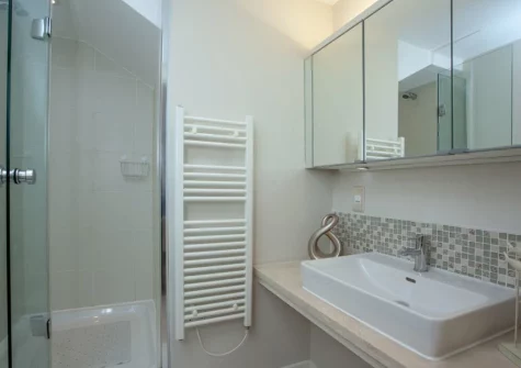 Bedroom #1 en-suite shower room at Ocean Serenity, Westward Ho!