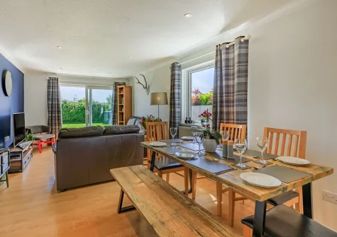 The dining area at Oceans 10, Braunton