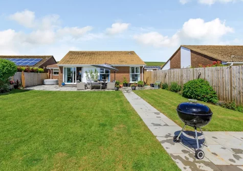The garden & patio at Oceans 10, Braunton