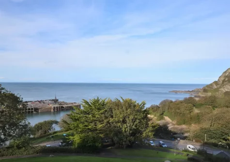 Enjoy far-reaching sea view views from Oceans Edge, Ilfracombe