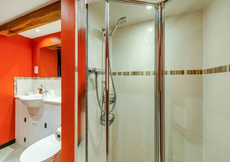 The bathroom at Old Dairy Barn, Challacombe