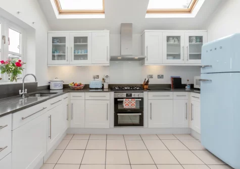 The kitchen at Old Post Office, Golant