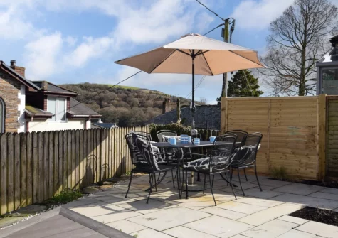 The patio & alfresco dining area at Old Post Office, Golant