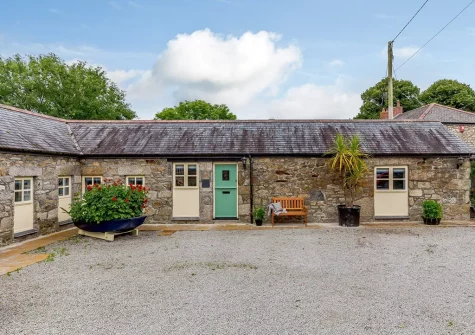 Olive Cottage is perfect for the active explorer with walks aplenty from your doorstep