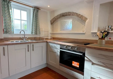 The kitchen at Orchard Cottage, Brayford