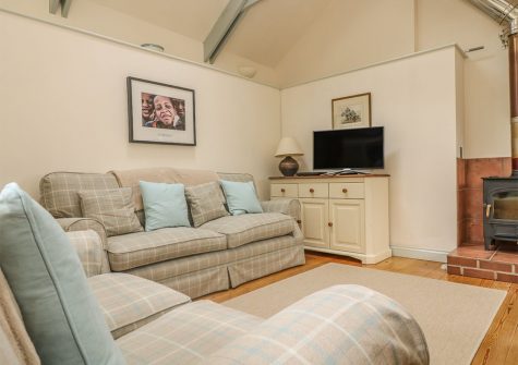 The living area at Oreo's Cottage, Goonvrea