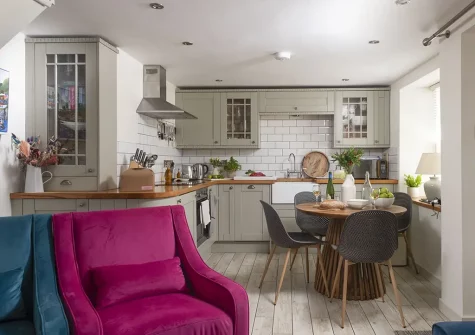 The kitchen & dining area at Oriel Cottage, St Agnes