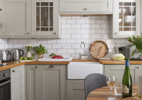 The kitchen at Oriel Cottage, St Agnes