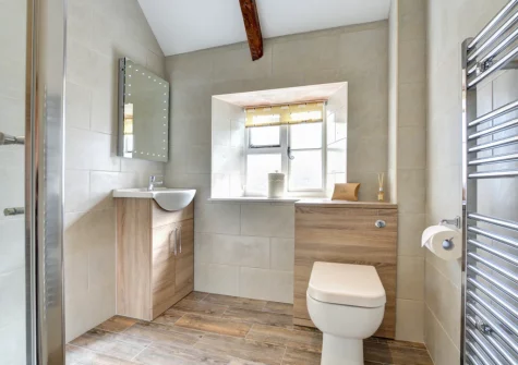 The shower room at Otterbridge at Penrose Burden, St Breward