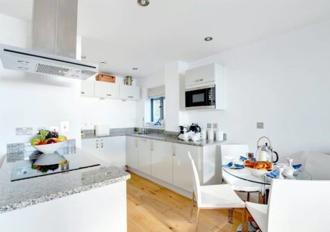 The kitchen & dining area at Over The Blue Sea, Saunton