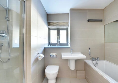 The bathroom at Over The Blue Sea, Saunton