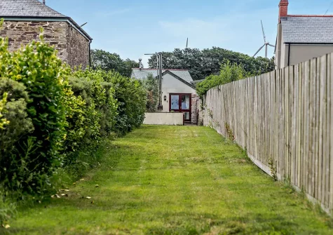 The garden at Owlets, St Eval