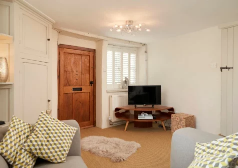 The cozy snug at Palmers Cottage, Dalwood