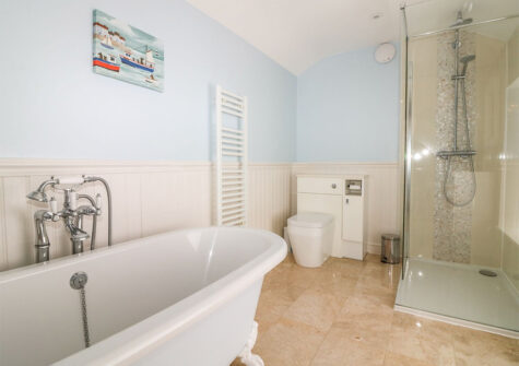 The bathroom at Panoramic Cottage, Brixham
