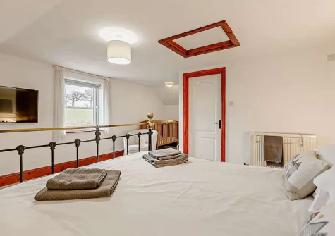 Bedroom #1 at Patrieda Croft, Rilla Mill