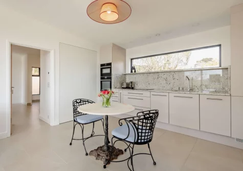 The kitchen & dining area at Peace Cottage, Riverview, Bere Alston