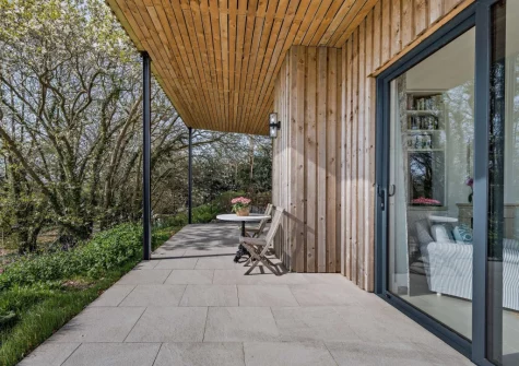 The patio terrace & outdoor sitting area at Peace Cottage, Riverview, Bere Alston