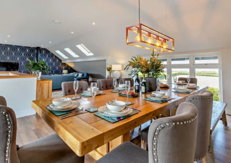 The dining area at Peacehay Barn, Little Petherick