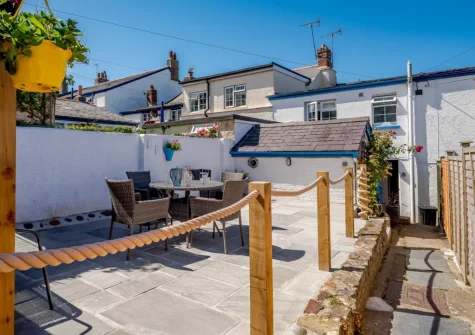 The terrace & alfresco dining area at Pebble Cottage, Bude