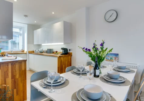 The kitchen & dining area at Pebble House, Newquay