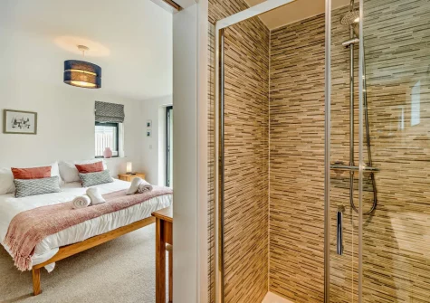 Bedroom #1 & en-suite shower room at Pebble Links, Westward Ho!