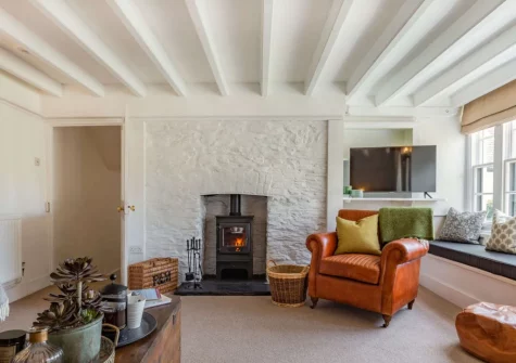 The living room at Peep O Day, West Buckland