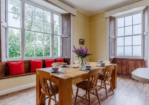 The dining area at Pendavey Farm House, Sladesbridge